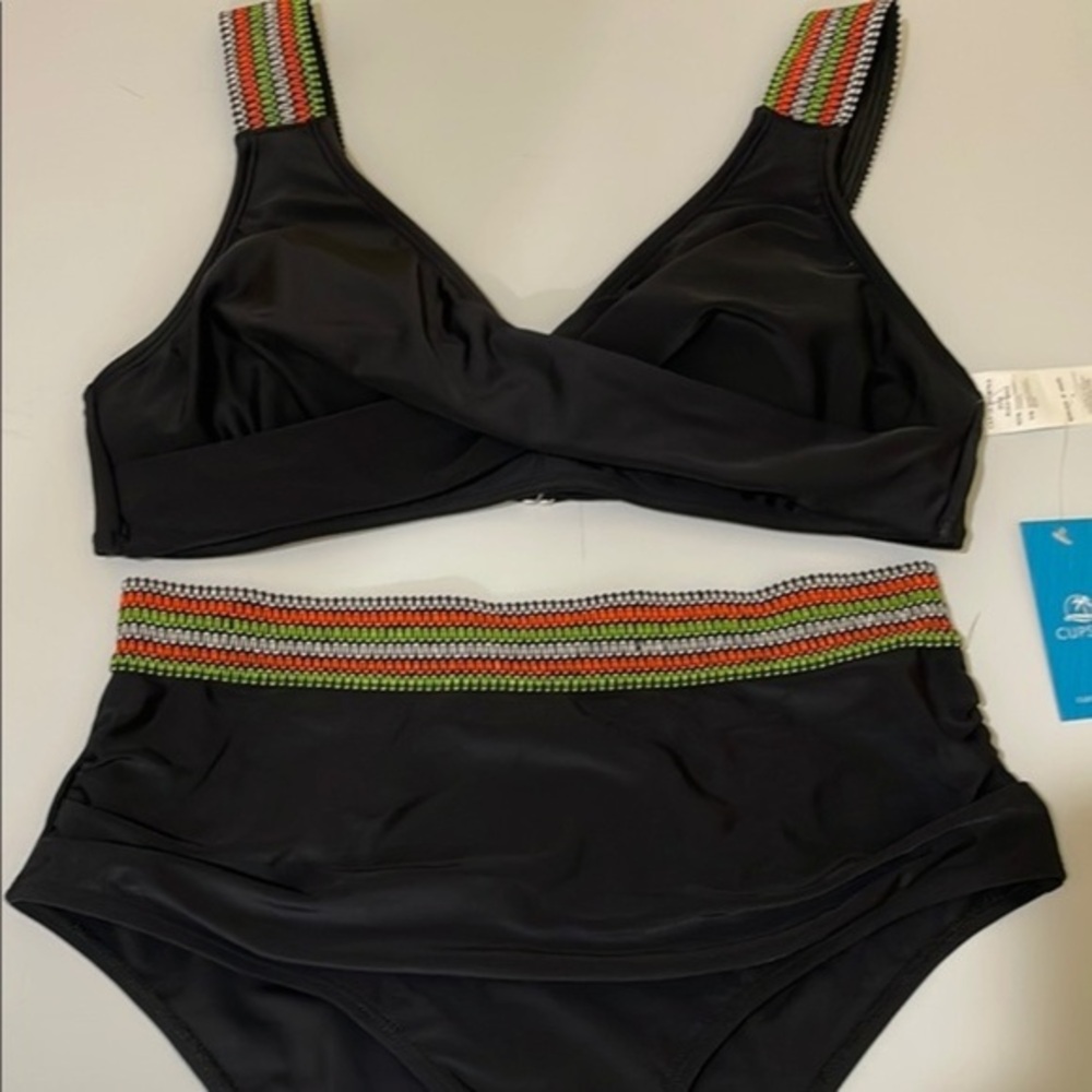 Cupshe 2 piece set Black and Orange Bikini | Women’s swimsuit two pieces M